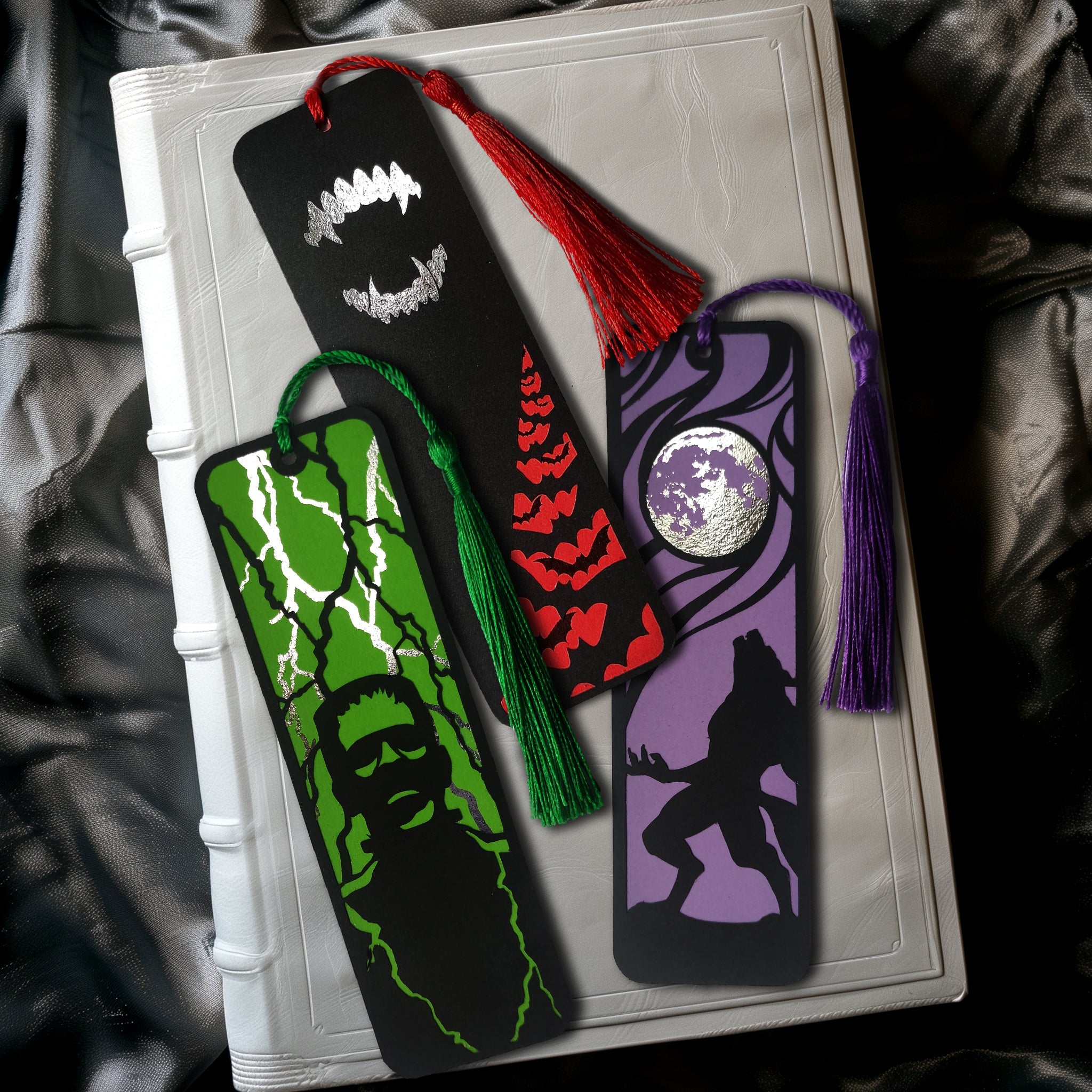 PICClassicHorrorBookmark3PackS