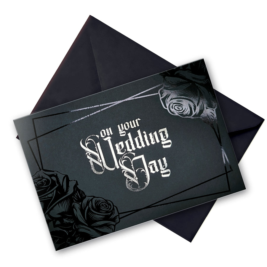 Schwarze Hochzeitskarte mit Rosenfolie