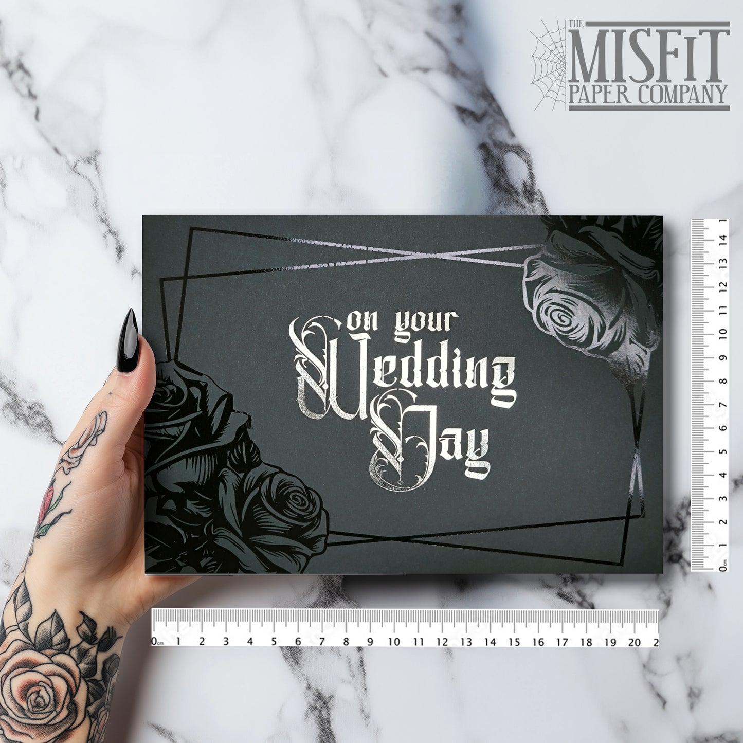 Schwarze Hochzeitskarte mit Rosenfolie