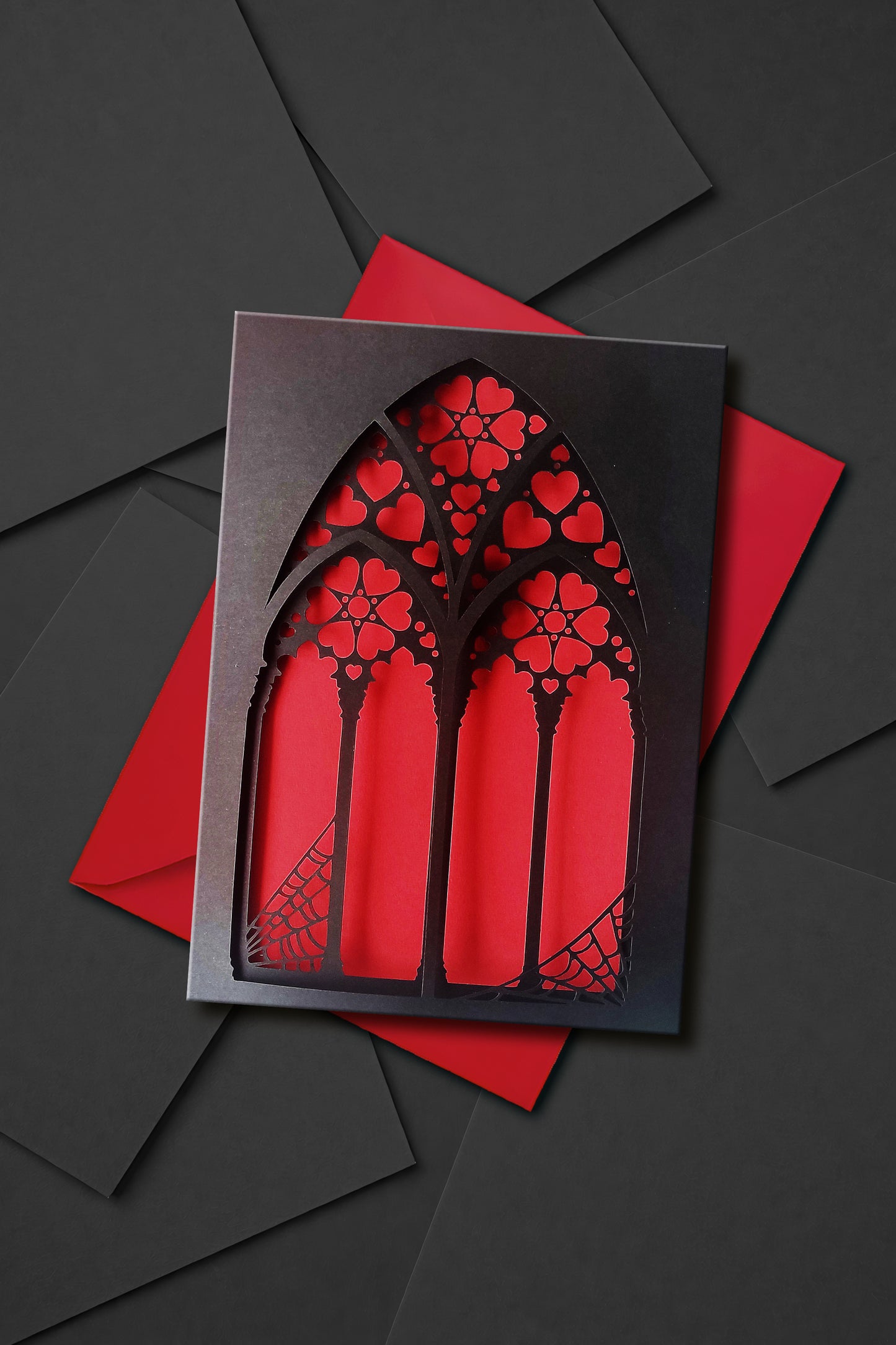 Gothic Arch Love Heart Karte - Handgefertigt